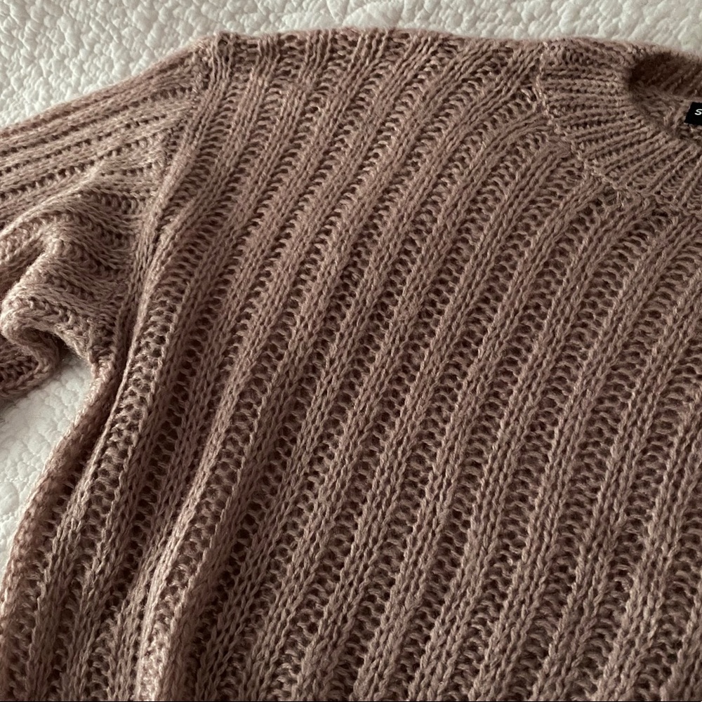 Cropped Sweater - Picture 2 of 2